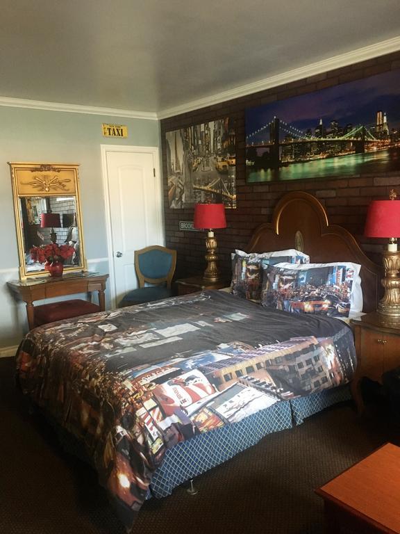 Travel Inn & Suites Вікторвілл Екстер'єр фото